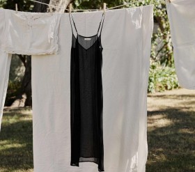 DÔEN Slips | Women Long Deep V-Neck Slip Black